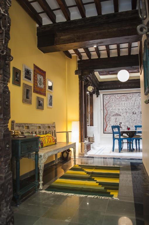 Dodhia Haveli Hotell Ahmedabad Exteriör bild