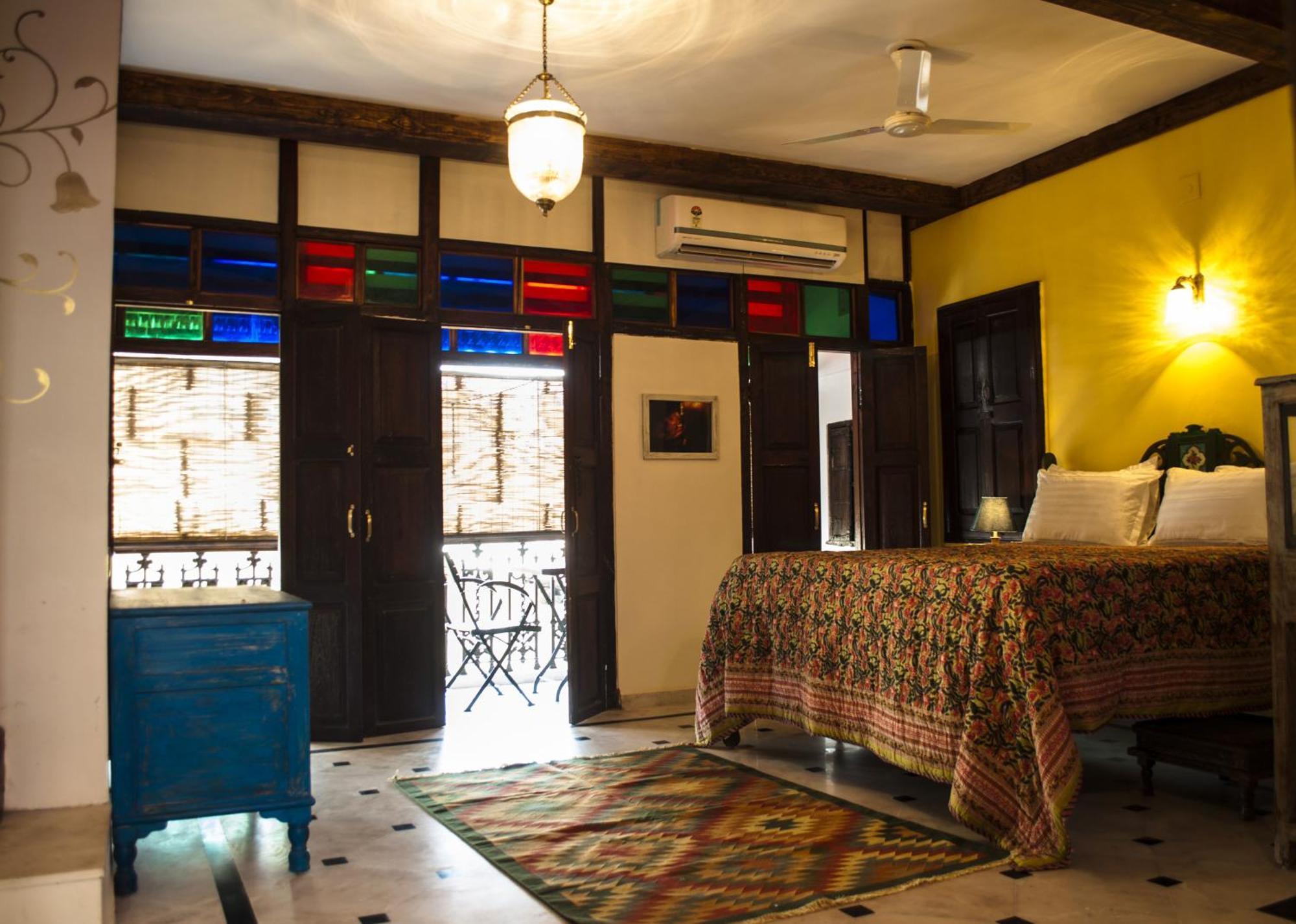 Dodhia Haveli Hotell Ahmedabad Rum bild