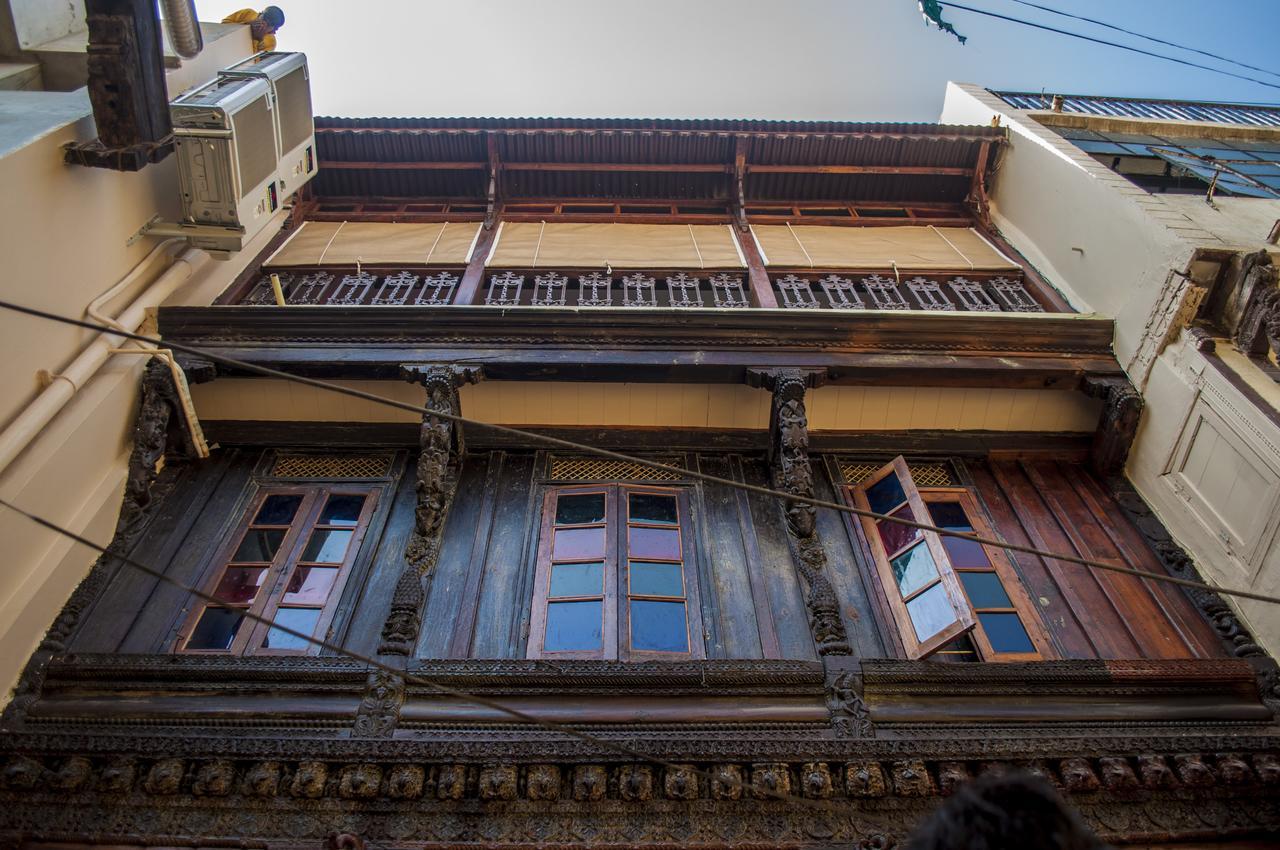 Dodhia Haveli Hotell Ahmedabad Exteriör bild