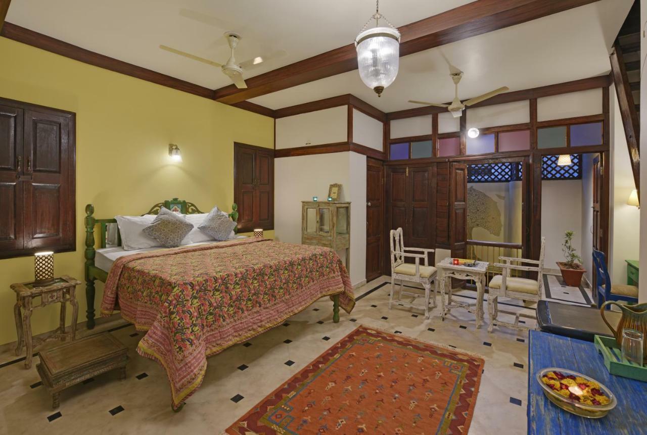 Dodhia Haveli Hotell Ahmedabad Exteriör bild