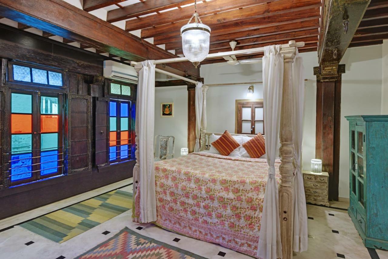 Dodhia Haveli Hotell Ahmedabad Exteriör bild