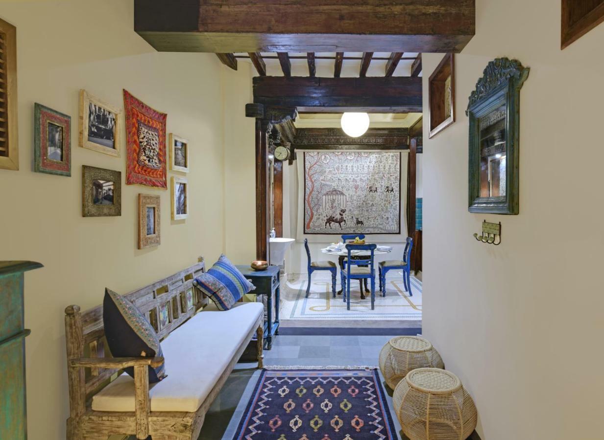 Dodhia Haveli Hotell Ahmedabad Exteriör bild